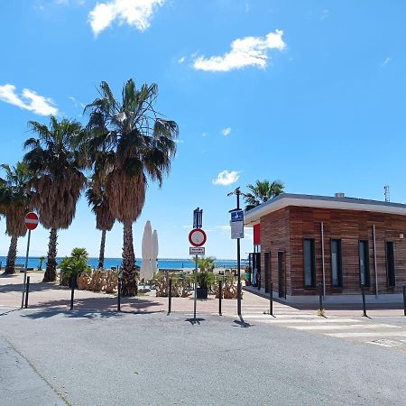 Lamberti Beach Apartment - 150 M From The Sea - Just Renewed - Wifi Savona Bagian luar foto