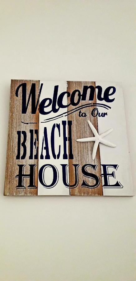 Lamberti Beach Apartment - 150 M From The Sea - Just Renewed - Wifi Savona Bagian luar foto